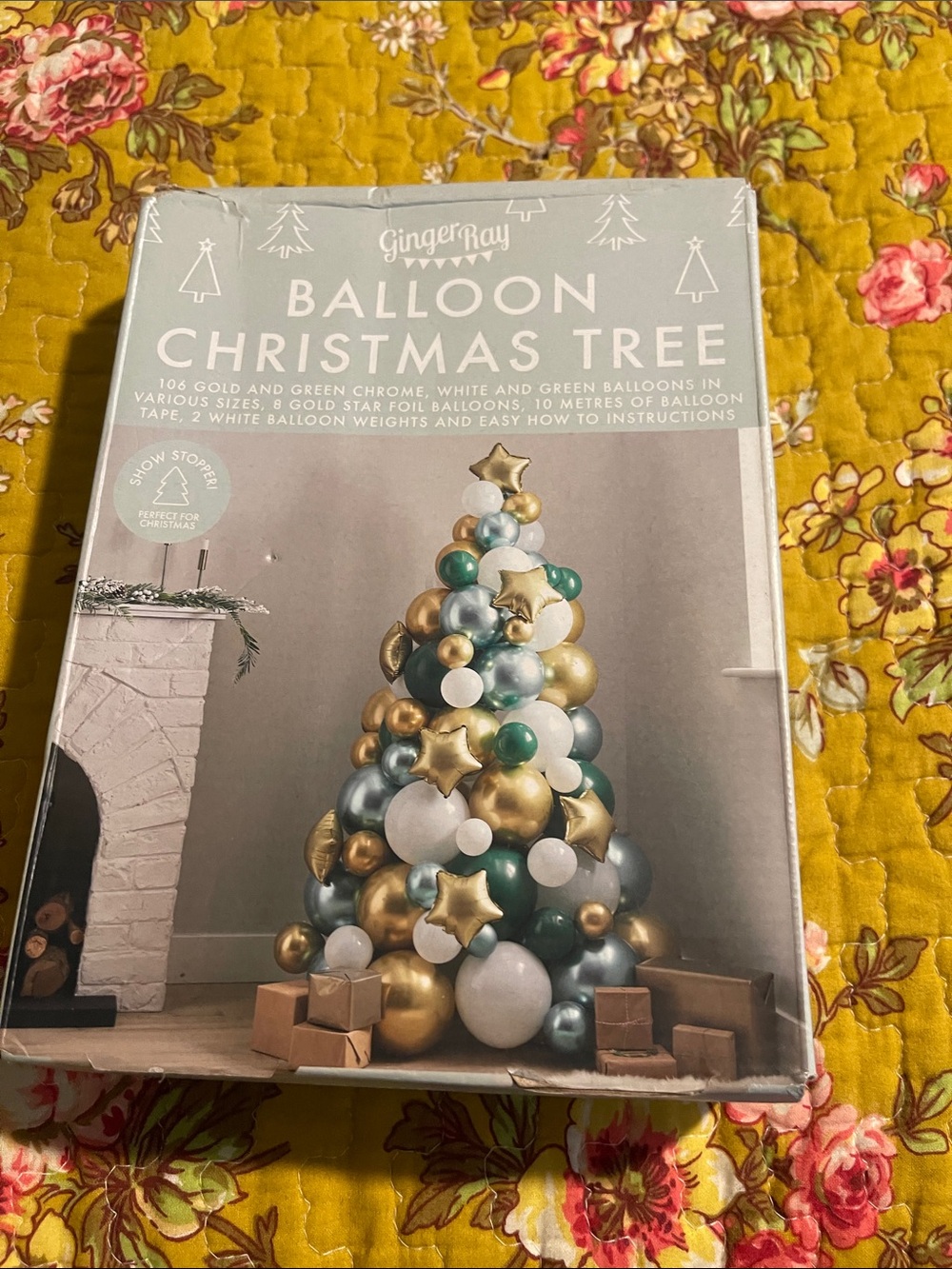 Ginger Ray Green, Gold & White Balloon Christmas Tree